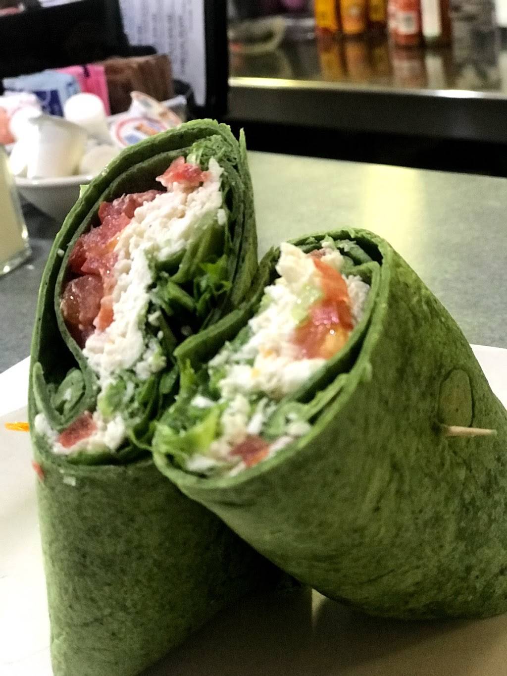 Whistle Stop Restaurant | restaurant | 501 S Eton St, Birmingham, MI 48009, USA | 2485663566 OR +1 248-566-3566