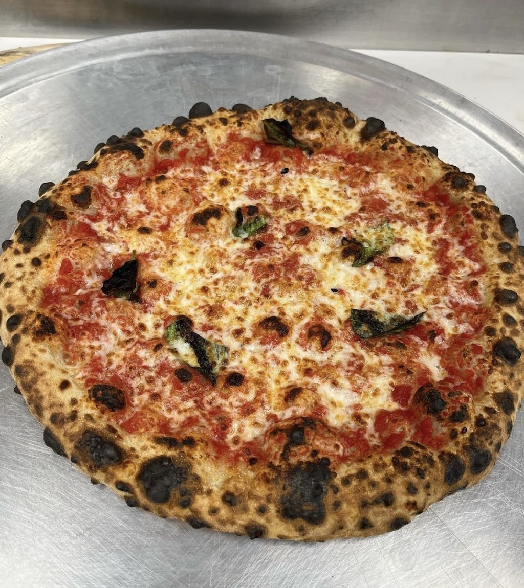 P&M on Whitney | restaurant | 3825 Whitney Ave, Hamden, CT 06518, USA | 2038595397 OR +1 203-859-5397