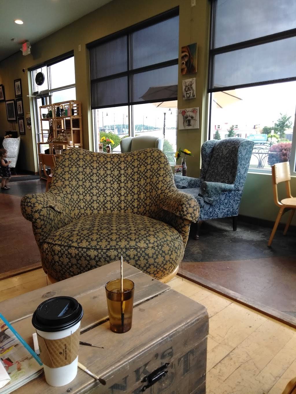 Glas Coffeehouse | cafe | 67 E Maple St, Sturgeon Bay, WI 54235, USA | 9207435575 OR +1 920-743-5575