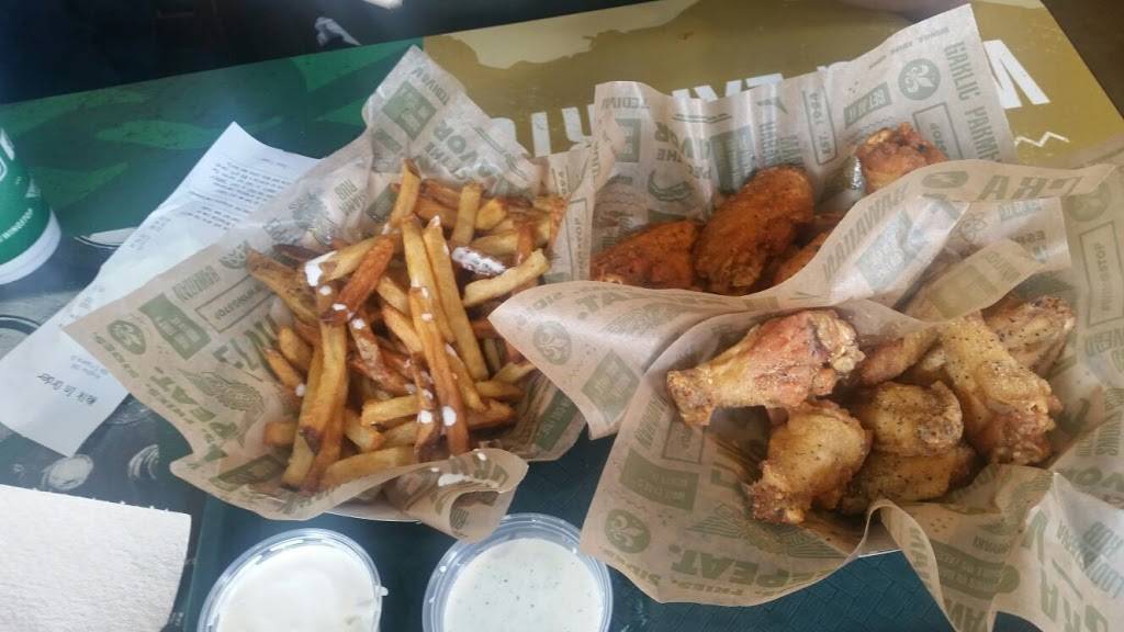 Wingstop | restaurant | 3584 S Figueroa St, Los Angeles, CA 90007, USA | 2137459464 OR +1 213-745-9464
