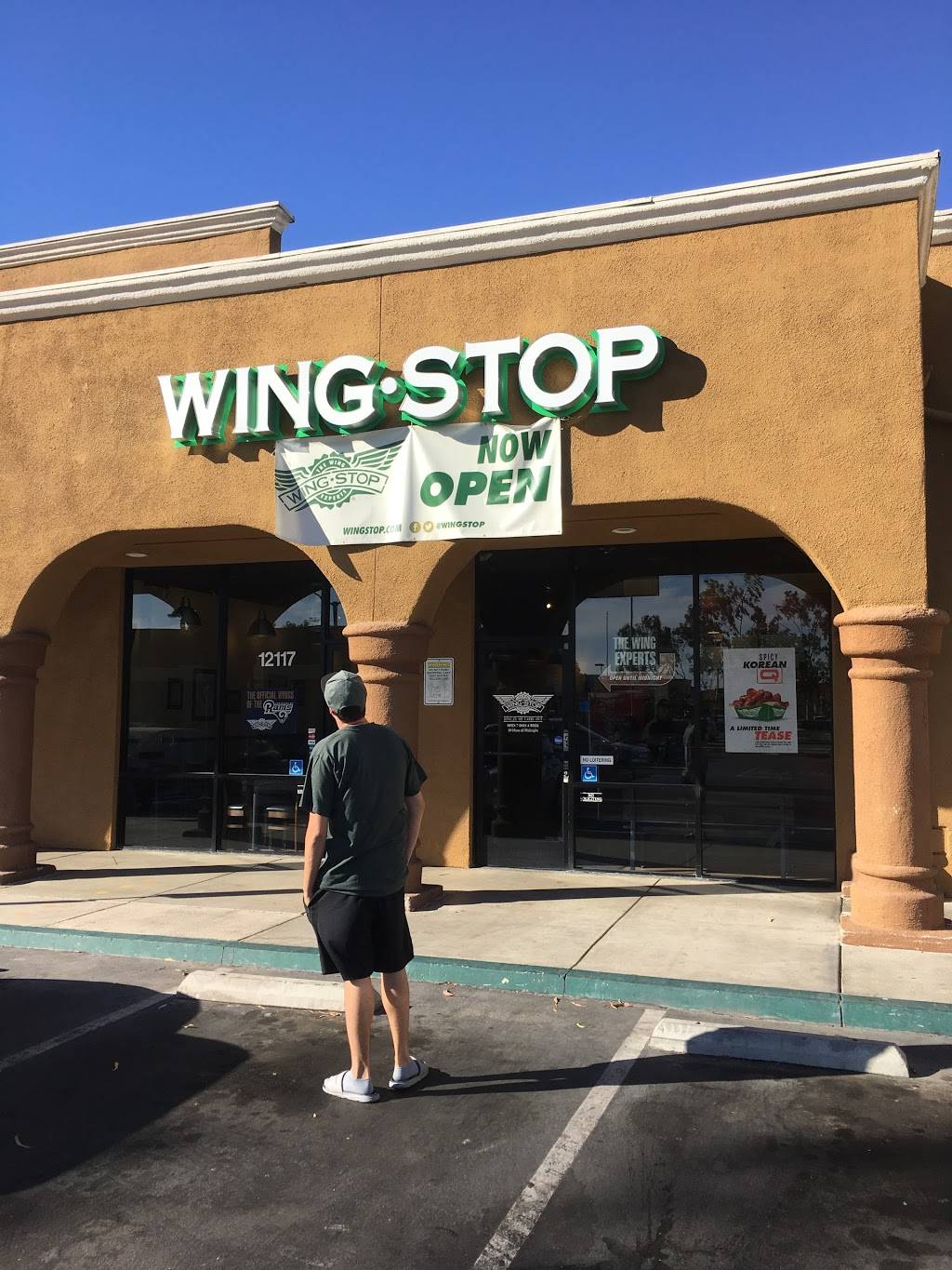 Wingstop | restaurant | 12019 E Carson St, Hawaiian Gardens, CA 90716, USA | 5624029464 OR +1 562-402-9464
