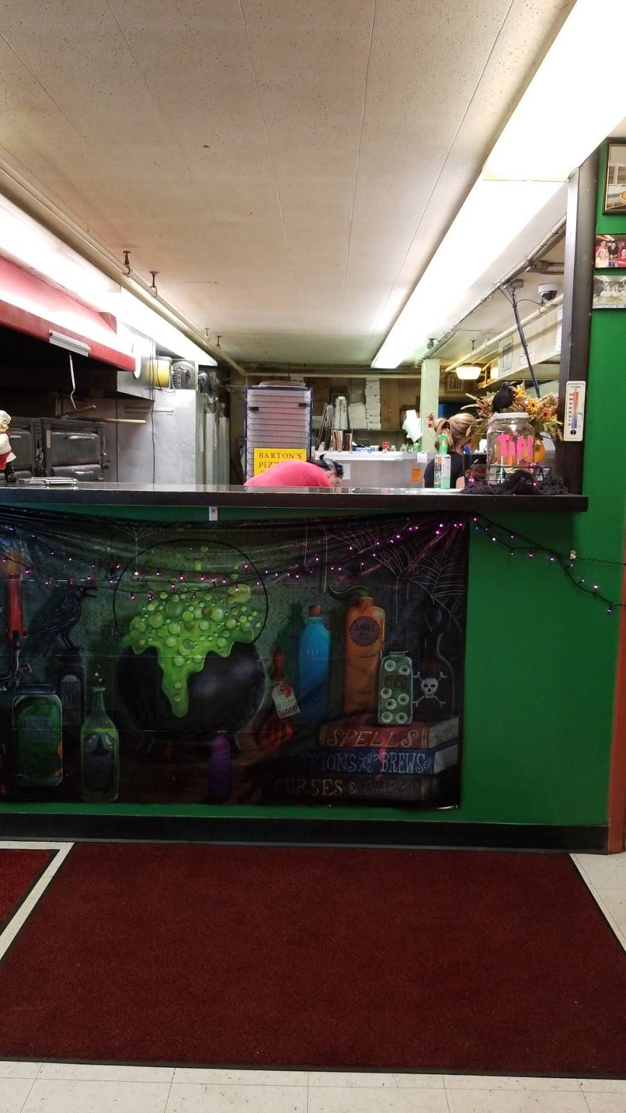 Bartons Pizzeria | restaurant | 3925 45th St, Highland, IN 46322, USA | 2199246200 OR +1 219-924-6200