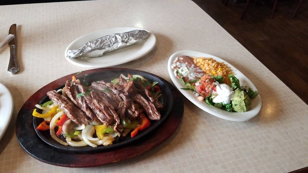 Wicho’s House Restaurant | restaurant | 7630 NE Loop 820, North Richland Hills, TX 76180, USA | 8175762480 OR +1 817-576-2480