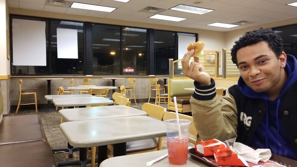 Wendys | restaurant | 3084 Colonel Glenn Hwy, Fairborn, OH 45324, USA | 9374260889 OR +1 937-426-0889