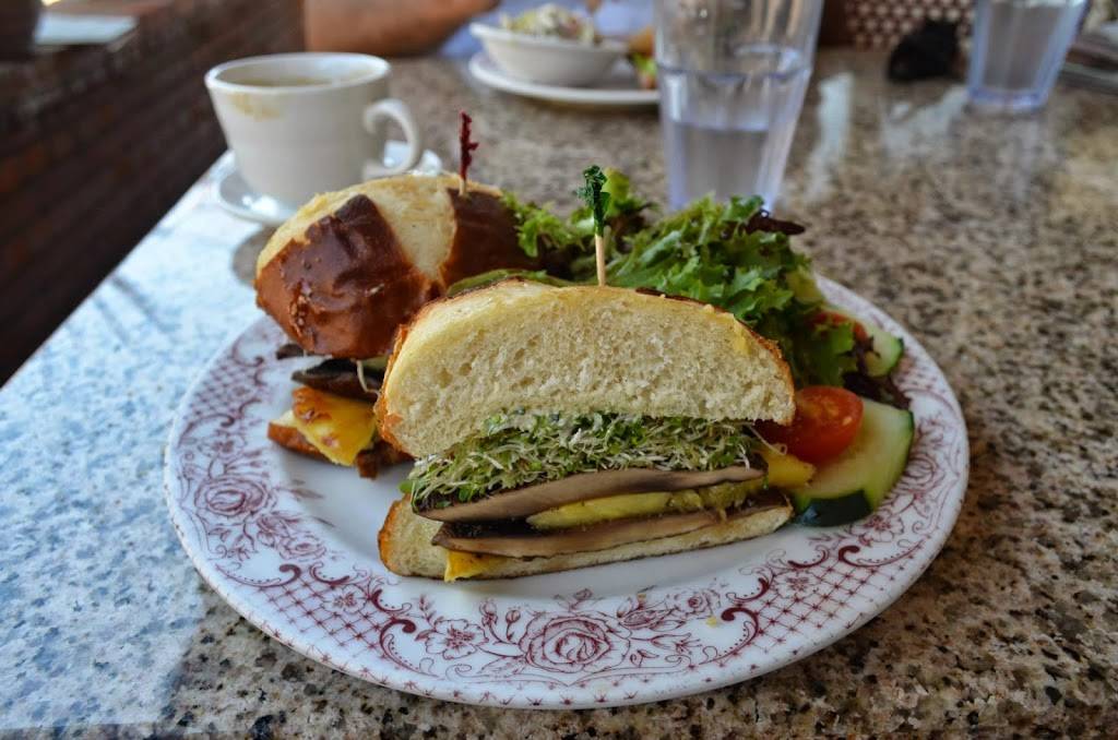 Jeannines American Bakery Restaurant | bakery | 1253 Coast Village Rd, Montecito, CA 93108, USA | 8059690088 OR +1 805-969-0088