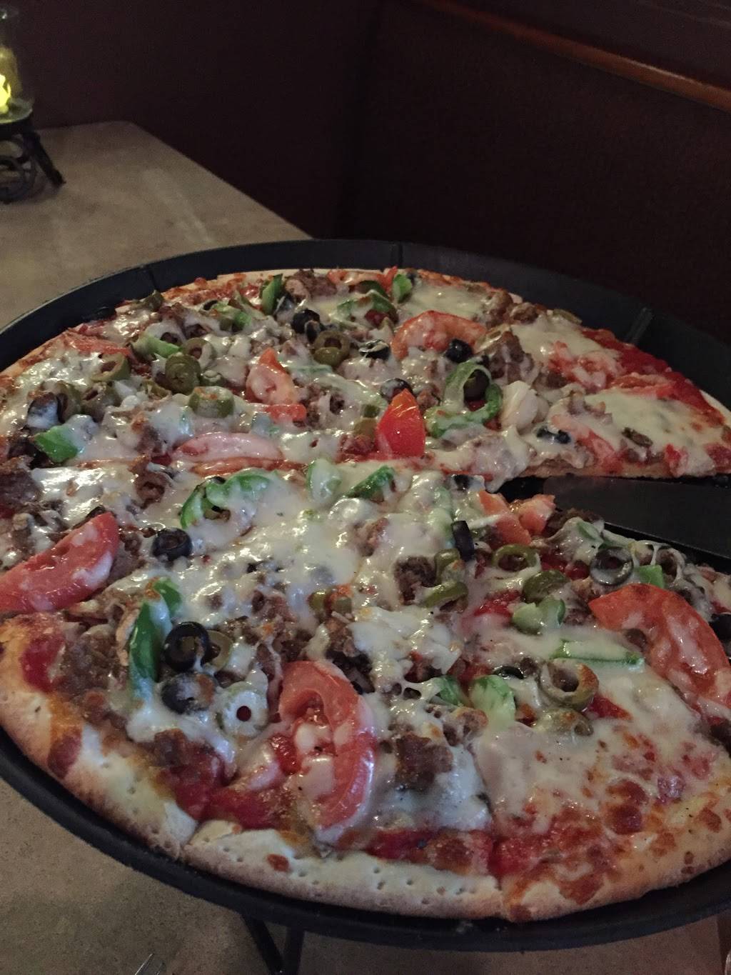 Angelos McFarland | restaurant | 4706 Farwell St, McFarland, WI 53558, USA | 6088382233 OR +1 608-838-2233