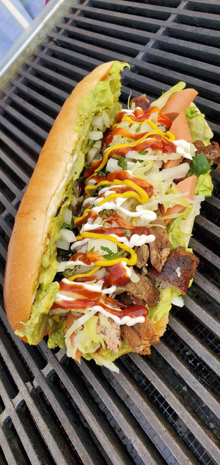 Shucos L.A | restaurant | 2817 S Central Ave, Los Angeles, CA 90011, USA | 2132841723 OR +1 213-284-1723