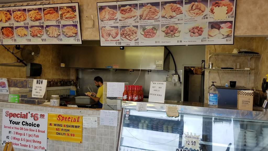 M & M Chicken & Fish | restaurant | 4005 E Livingston Ave, Columbus, OH 43227, USA | 6142375791 OR +1 614-237-5791