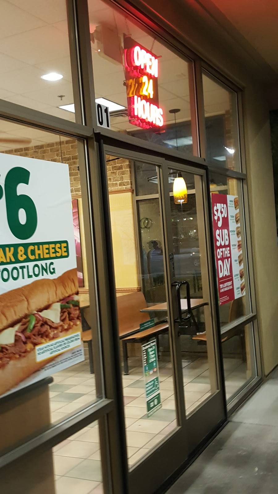 Subway | restaurant | Blue Diamond Crossing S/C, 4262 Blue Diamond Rd Suite 101, Las Vegas, NV 89139, USA | 7024533500 OR +1 702-453-3500