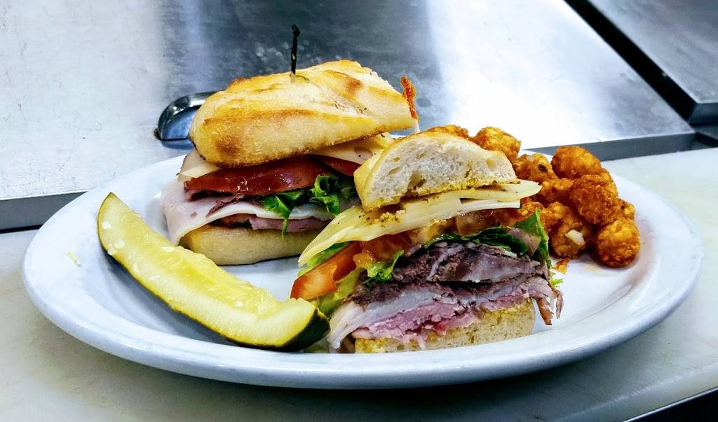 The Gym Grill and Bar | night club | #1, 2510 E Hunt Hwy, San Tan Valley, AZ 85143, USA | 4806772146 OR +1 480-677-2146