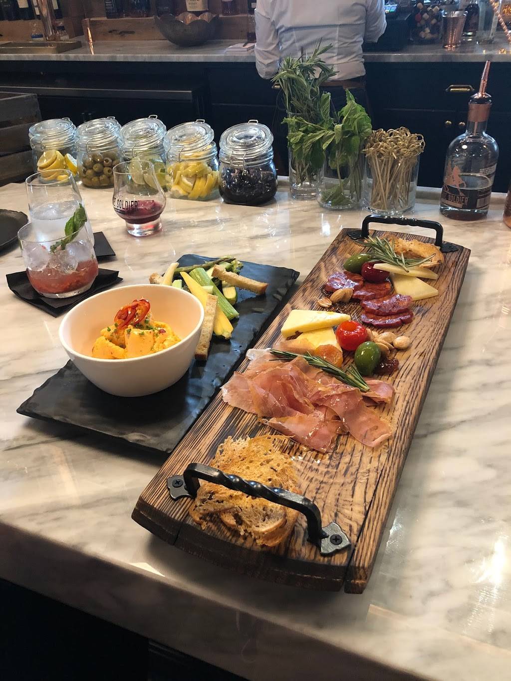 The Urban Stillhouse | restaurant | 2232 5th Ave S, St. Petersburg, FL 33712, USA | 7274408040 OR +1 727-440-8040