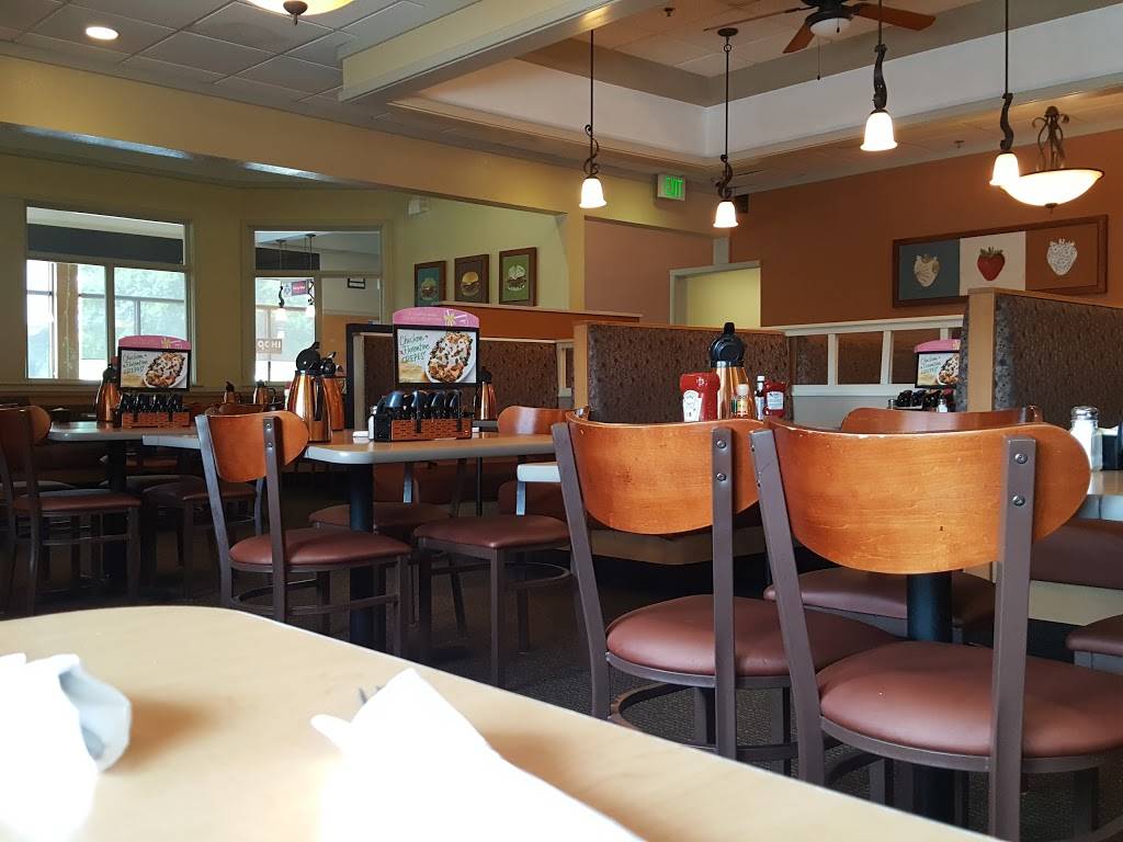 IHOP | restaurant | 2910 Stonecrest Cir, Lithonia, GA 30038, USA | 6785260771 OR +1 678-526-0771