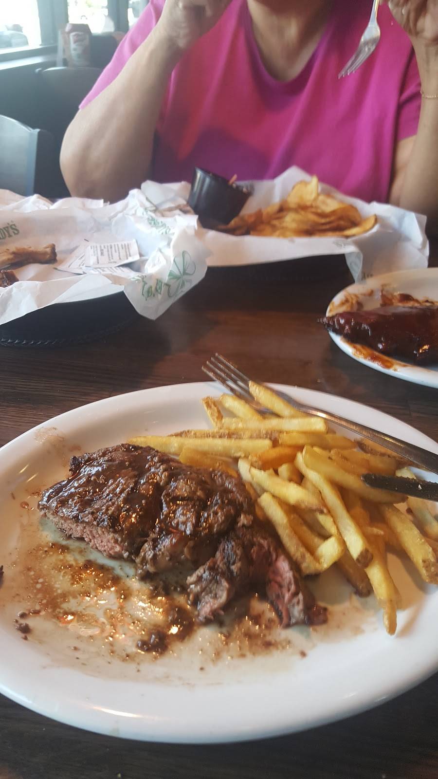 Beef O Bradys | restaurant | 13326 Lincoln Rd, Riverview, FL 33578, USA | 8136724411 OR +1 813-672-4411