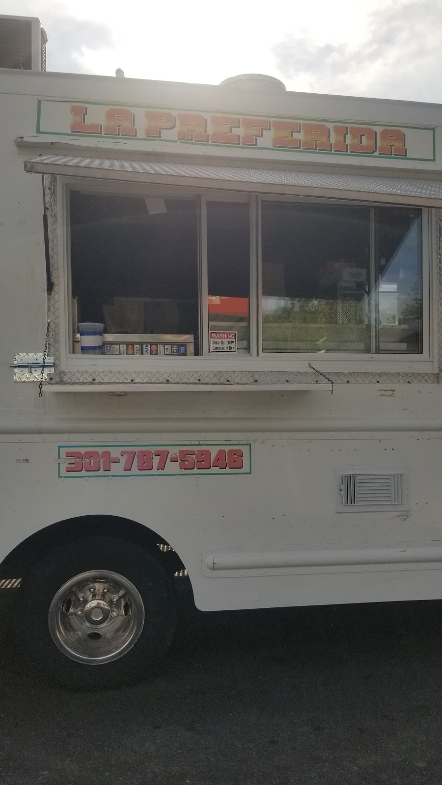 La Preferida | restaurant | 6360 New Hampshire Ave, Takoma Park, MD 20912, USA | 3017875946 OR +1 301-787-5946
