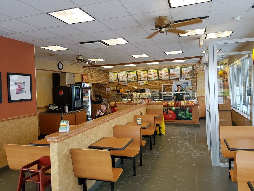 Restaurant SUBWAY | restaurant | 7369 Boul Bourque, Sherbrooke, QC J1N 3M4, Canada | 8198647425 OR +1 819-864-7425