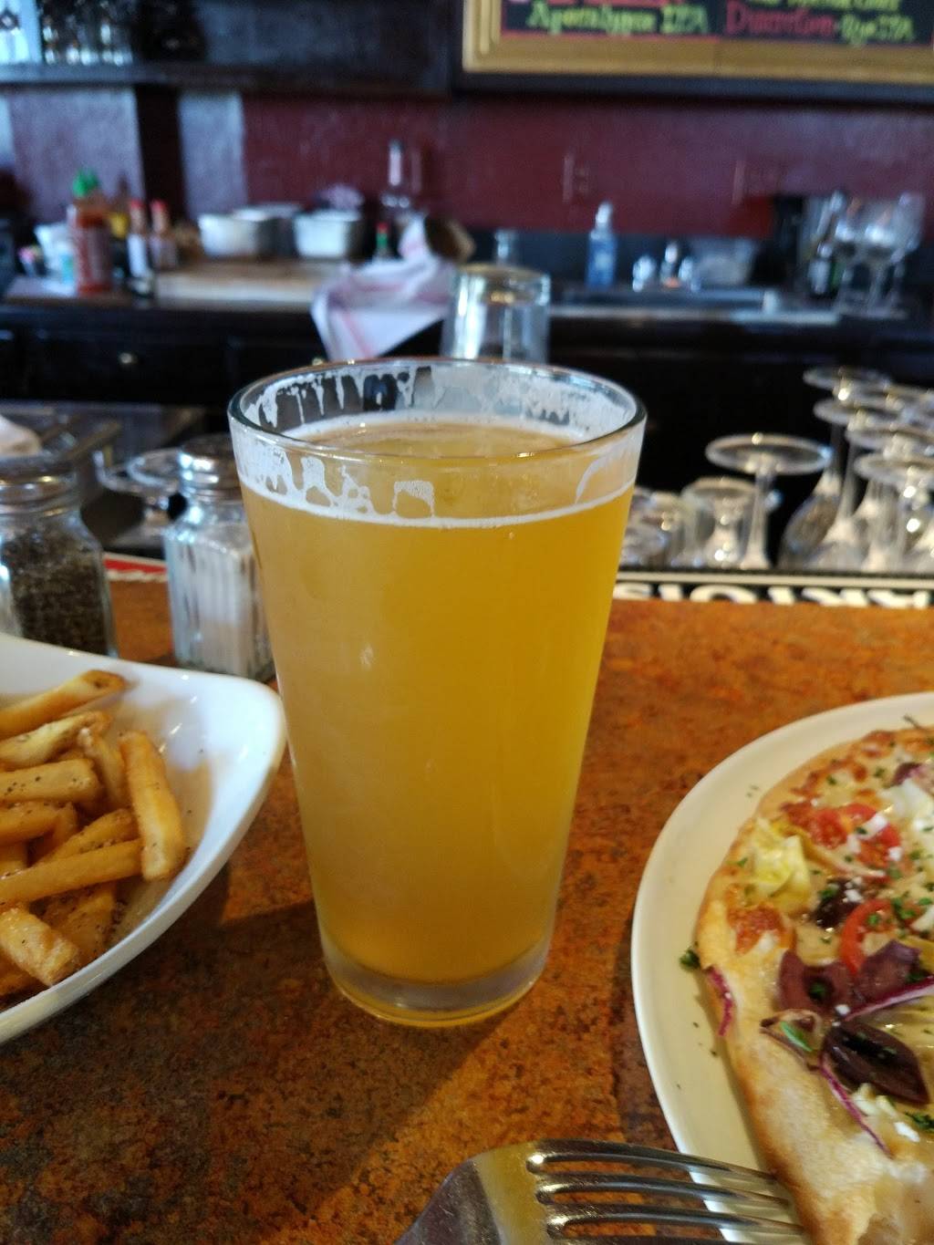 Melville Tavern | restaurant | 484 Washington St, Monterey, CA 93940, USA | 8316439525 OR +1 831-643-9525