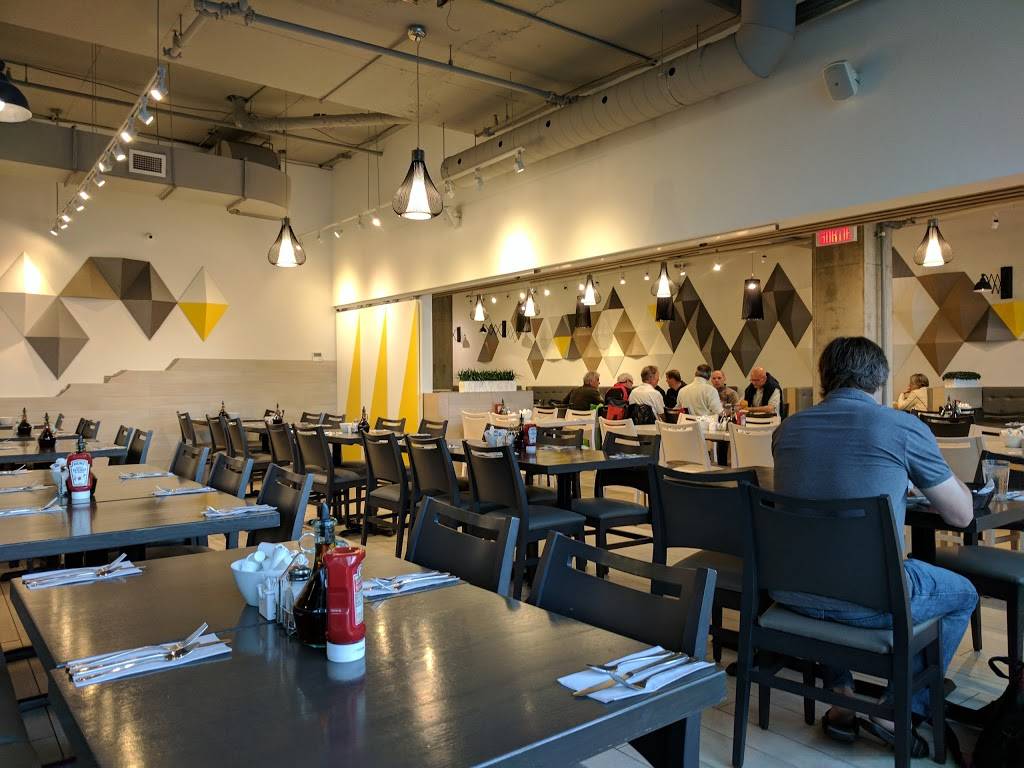 Dejeuner Coco Loco | restaurant | 100 Rue Peel, Montréal, QC H3C 0L8, Canada | 5149320001 OR +1 514-932-0001