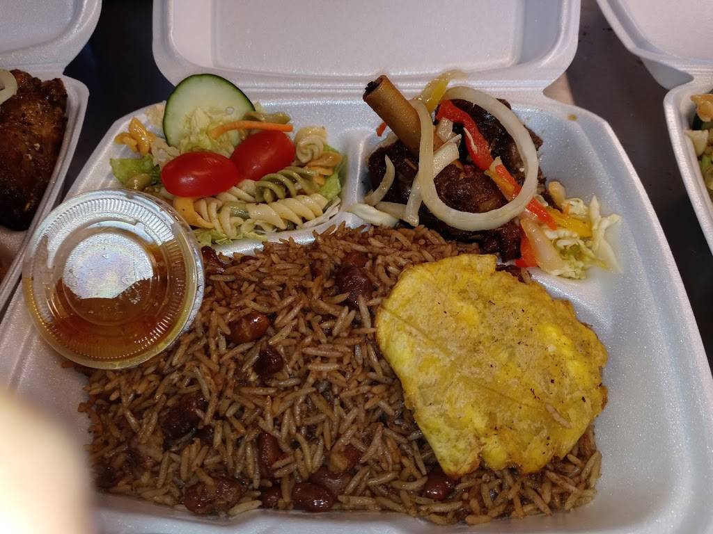 426 Caribbean Cuisine | restaurant | 1040 S State St, Dover, DE 19901, USA | 3024504834 OR +1 302-450-4834