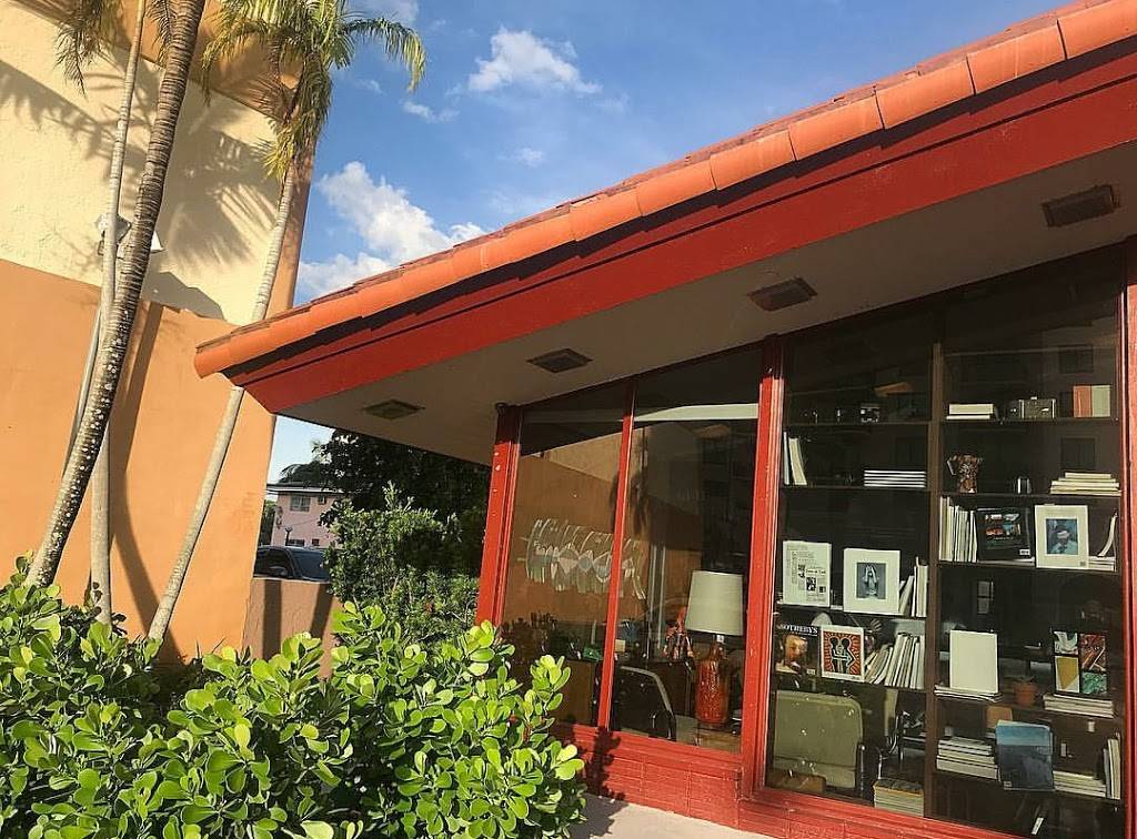 Tinta Y Cafe | cafe | 1315 Ponce de Leon Blvd, Coral Gables, FL 33134, USA | 3052850101 OR +1 305-285-0101