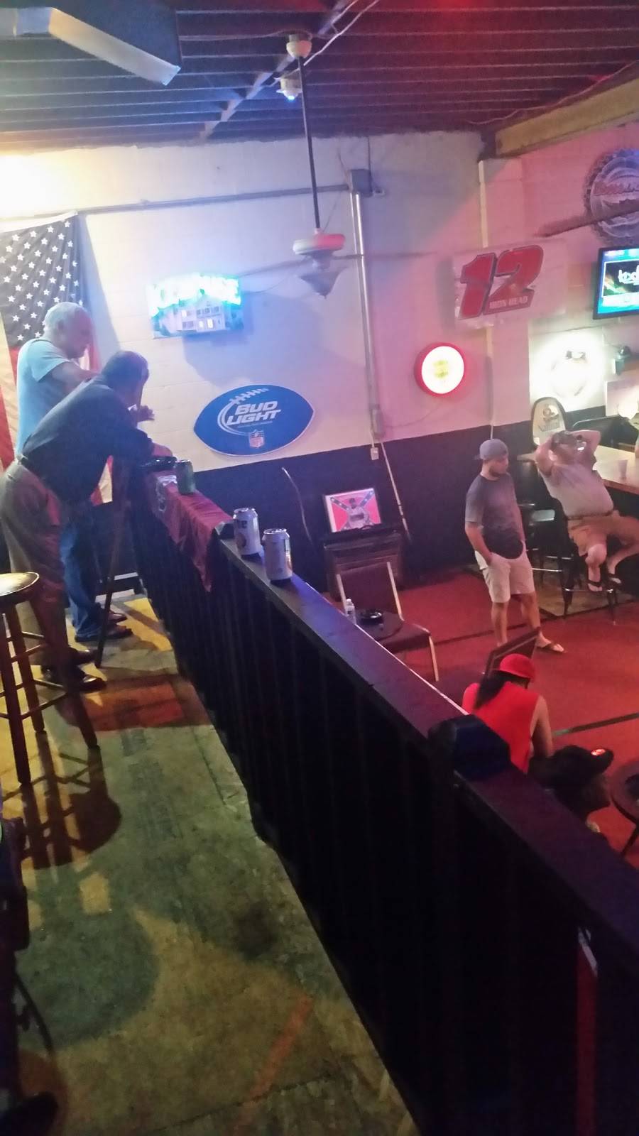 Sandtrap Sports Bar | restaurant | 1801 US-52, Cheraw, SC 29520, USA | 8439212009 OR +1 843-921-2009