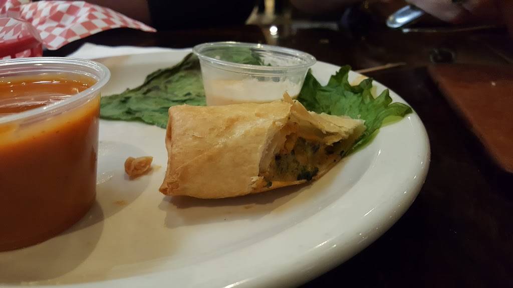 Skooters Roadhouse | restaurant | 700 W Jefferson St, Shorewood, IL 60404, USA | 8157994700 OR +1 815-799-4700