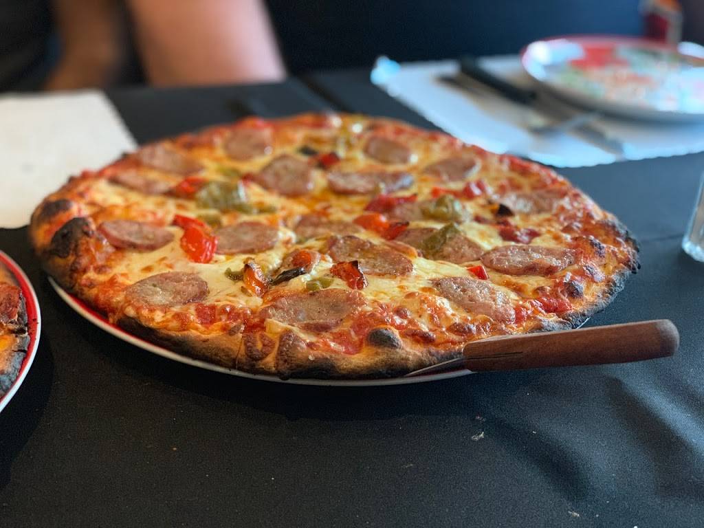 Trattoria Sapori di Puglia | restaurant | 580 Boulevard Cartier O, Laval, QC H7V 3X4, Canada | 4506863993 OR +1 450-686-3993