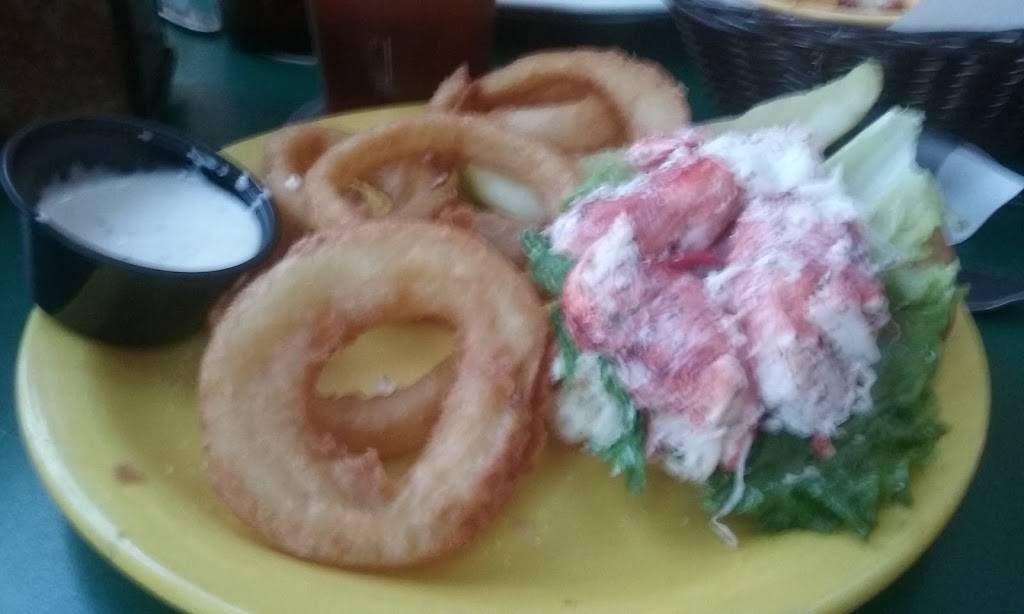 Peppers Garden & Grill | restaurant | 357 Main St, Winthrop, ME 04364, USA | 2073778877 OR +1 207-377-8877