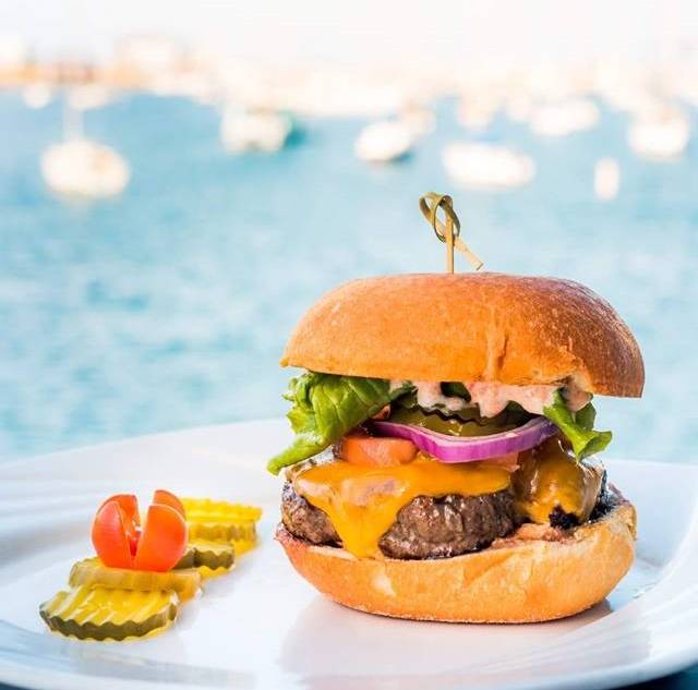 Nicks on the Bay | restaurant | 43 Fishermans Wharf, Monterey, CA 93940, USA | 8312886218 OR +1 831-288-6218