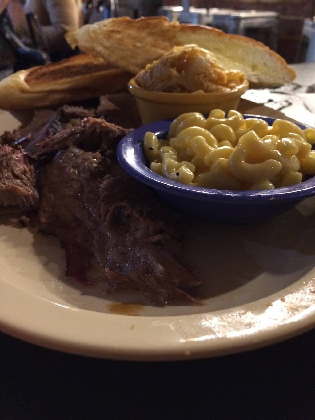 544 Gravois Rd Is Now Smoking Barrels Bbq | restaurant | 588 Gravois Rd, Fenton, MO 63026, USA | 6367178300 OR +1 636-717-8300