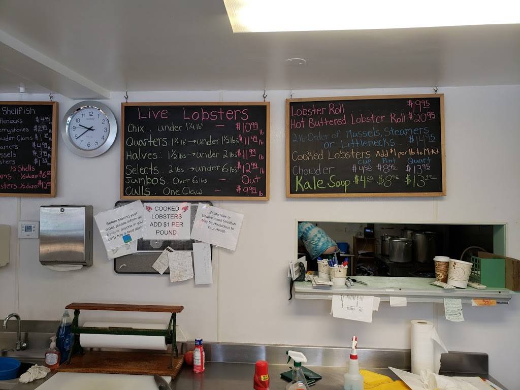 Edgartown Seafood Market | restaurant | 138 Cooke St, Edgartown, MA 02539, USA | 5086273791 OR +1 508-627-3791