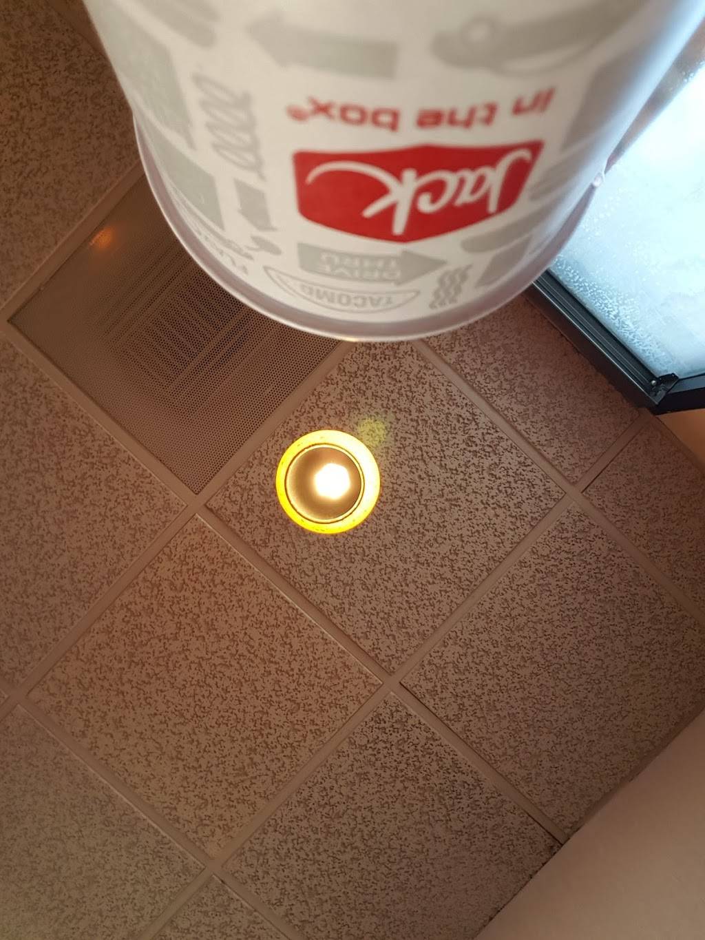 Jack in the Box | restaurant | 12900 Sherman Way, North Hollywood, CA 91605, USA | 8189825225 OR +1 818-982-5225