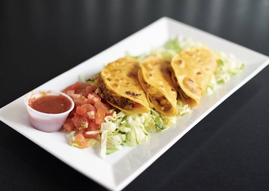 Bubba Chinos | restaurant | 5595 Federal Blvd, Denver, CO 80221, USA | 7208556000 OR +1 720-855-6000