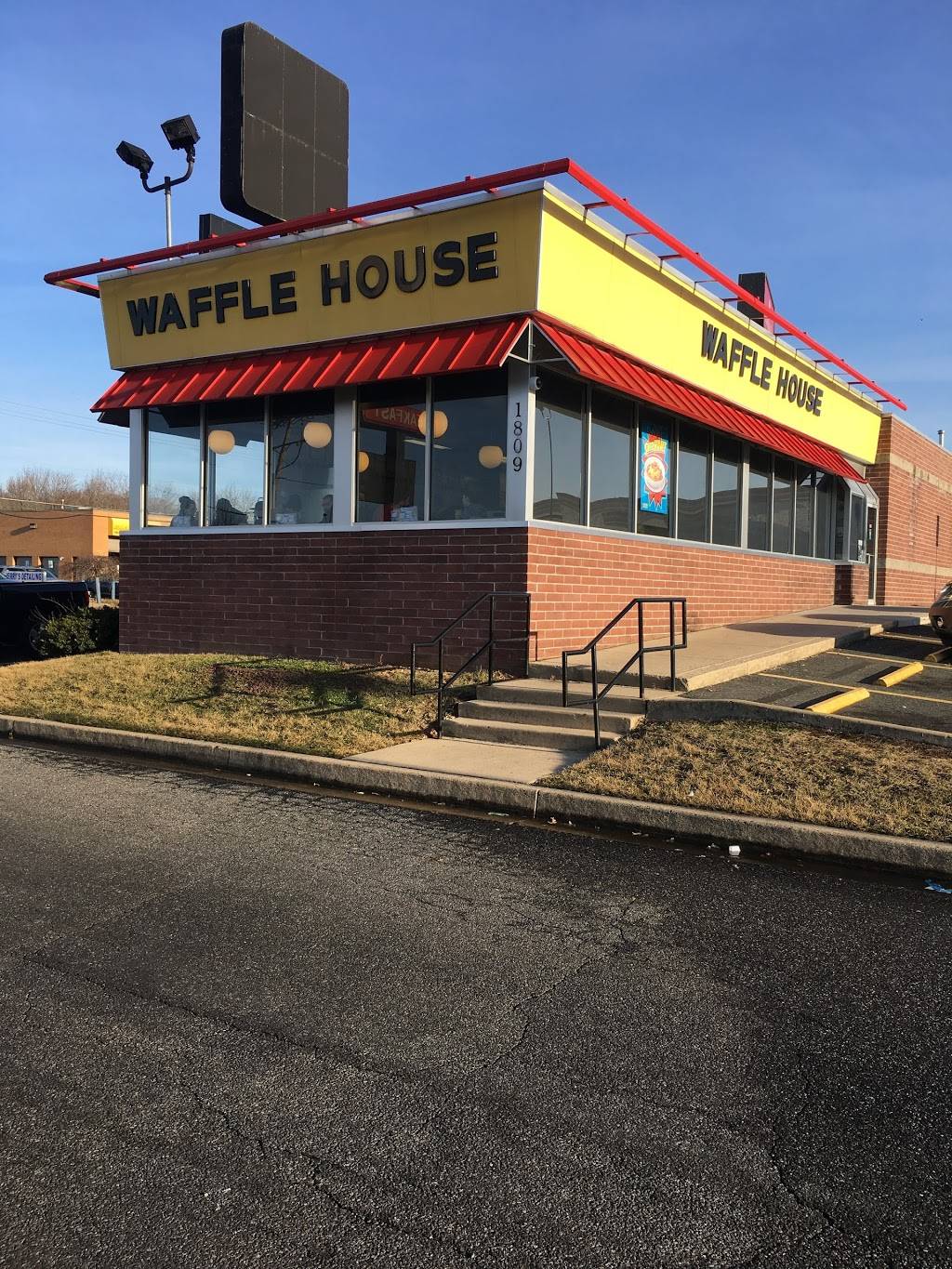 Waffle House | meal takeaway | 1806 Edgewood Rd, Edgewood, MD 21040, USA | 4106766005 OR +1 410-676-6005