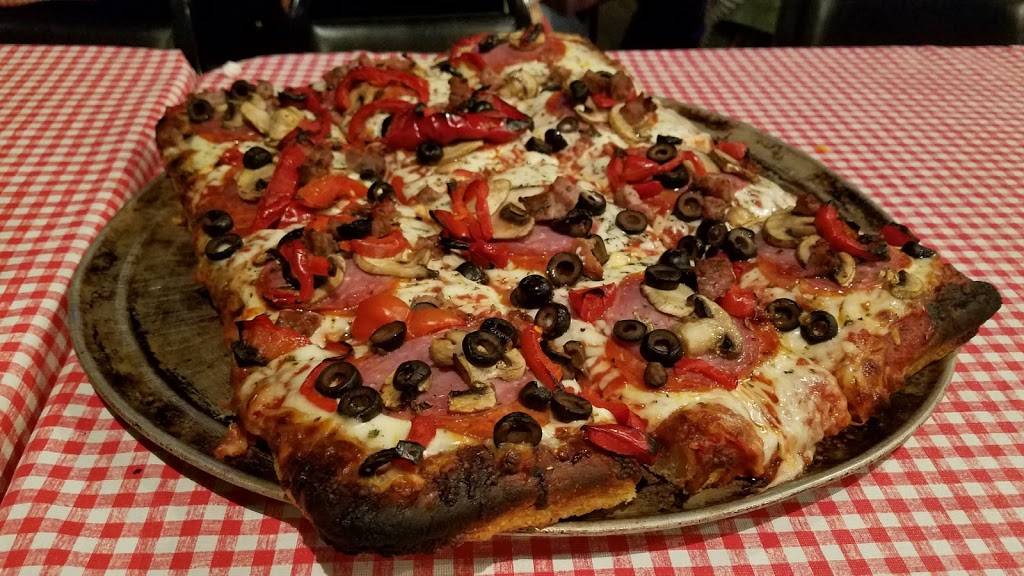 Giovannis Old World New York Pizzeria | restaurant | 6200 Folsom Blvd, Sacramento, CA 95819, USA | 9164558831 OR +1 916-455-8831