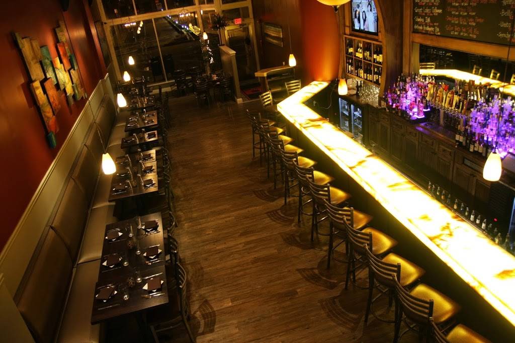 Square Bistro | restaurant | 205 Main St, Chardon, OH 44024, USA | 4402790101 OR +1 440-279-0101