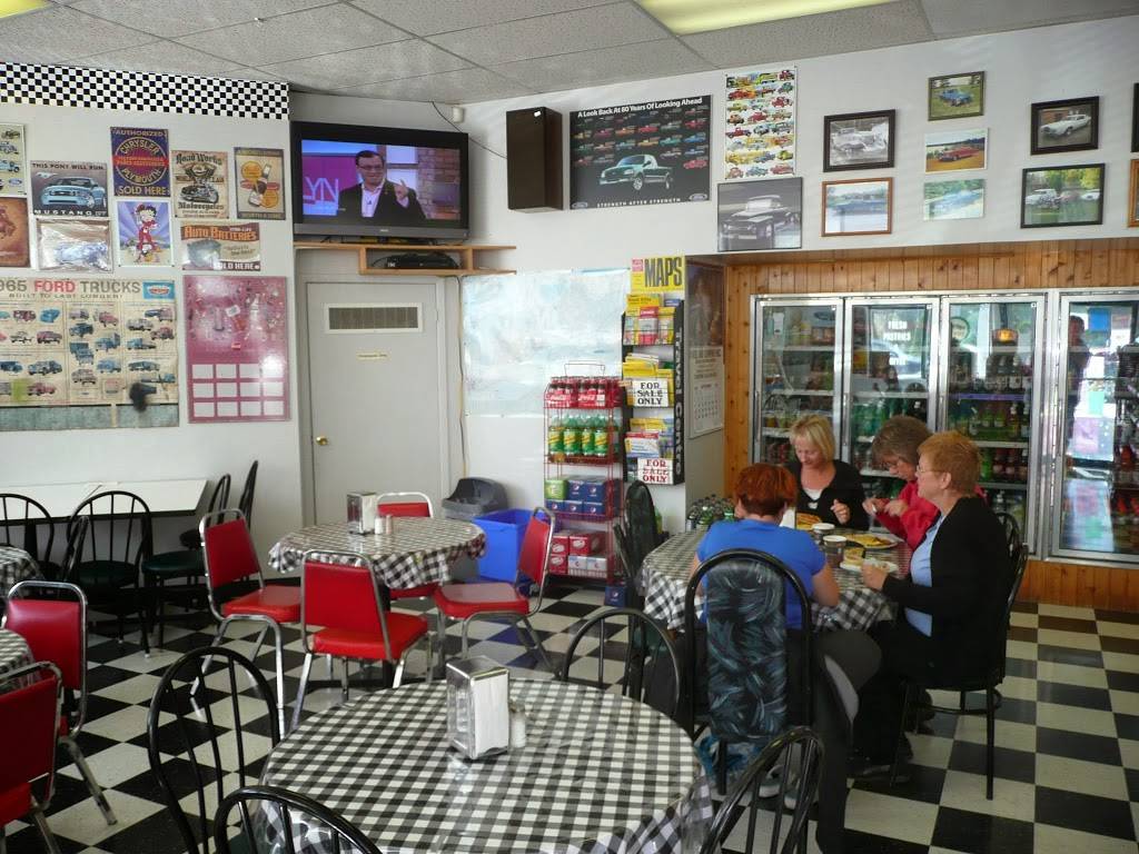 Sandys Deli | restaurant | 630 OBrien Rd, Renfrew, ON K7V 3Z2, Canada | 6134328804 OR +1 613-432-8804