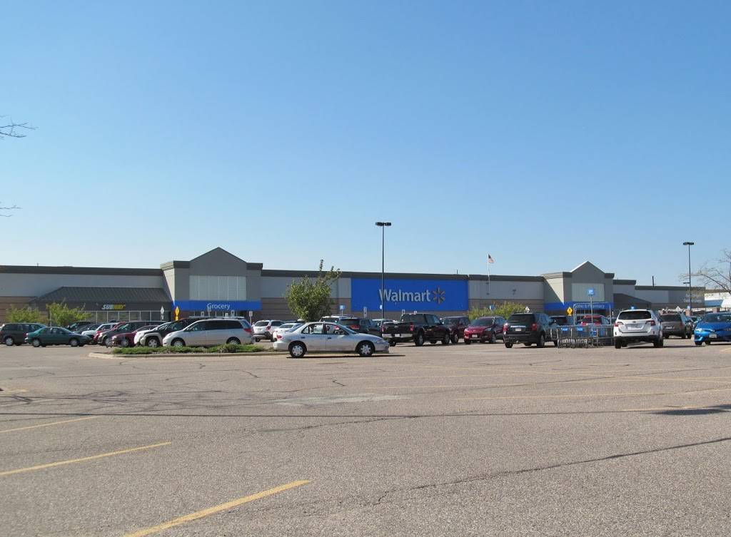 Subway | restaurant | 920 WI-136, Baraboo, WI 53913, USA | 6083552673 OR +1 608-355-2673