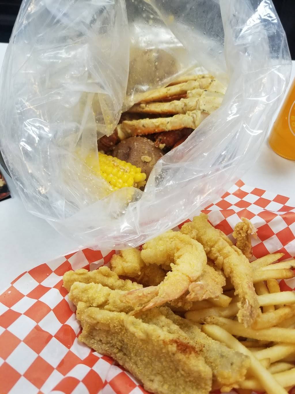 Yummy Seafood | restaurant | N Frontage Rd W, Vail, CO 81657, USA | 9704767280 OR +1 970-476-7280