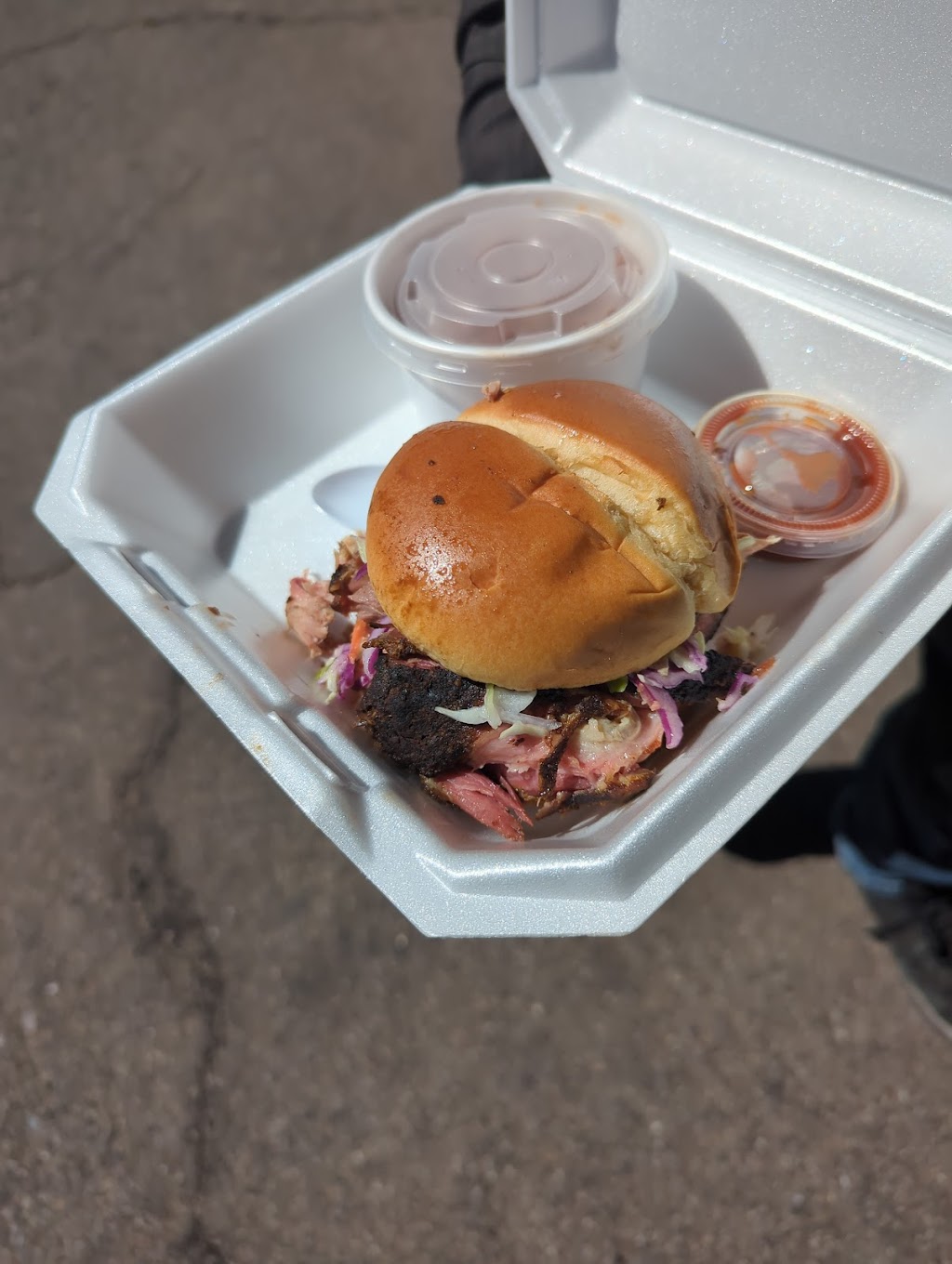 Craft Q Barbecue | restaurant | 1601 4th St NW, Albuquerque, NM 87102, USA | 5054098691 OR +1 505-409-8691