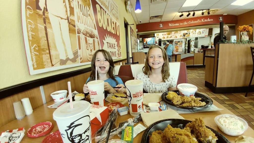 KFC | restaurant | 823 South Ohio Ave N, Live Oak, FL 32064, USA | 3863624455 OR +1 386-362-4455