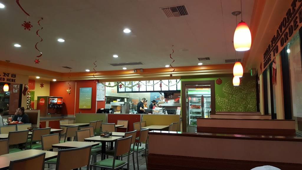 Del Taco | meal takeaway | 2990 Cochran St, Simi Valley, CA 93065, USA | 8055833717 OR +1 805-583-3717