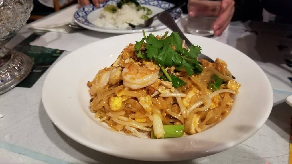 Marnee Thai Restaurant | restaurant | 2225 Irving St, San Francisco, CA 94122, USA | 4156659500 OR +1 415-665-9500