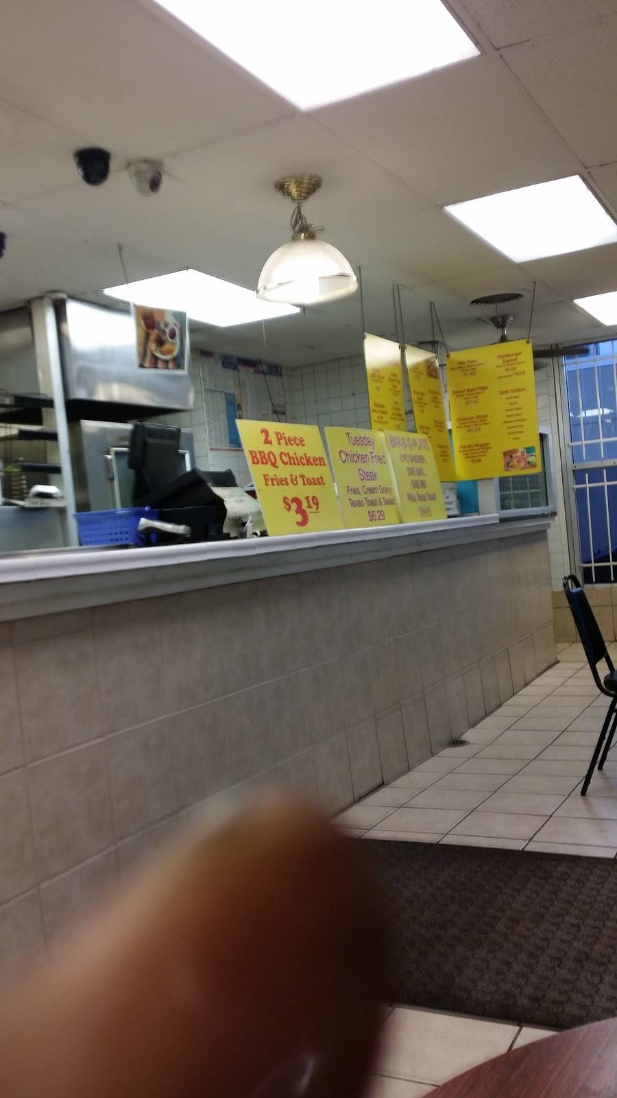 Good Luck Drive-In | restaurant | 950 W Rosedale St, Fort Worth, TX 76104, USA | 8173325507 OR +1 817-332-5507