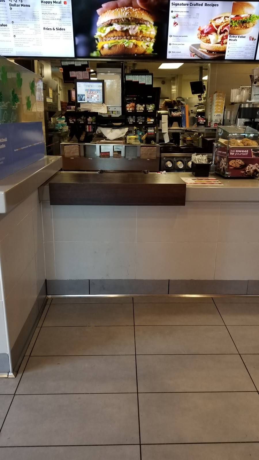 McDonalds | cafe | 610 Cleveland Ave, Attalla, AL 35954, USA | 2565381107 OR +1 256-538-1107