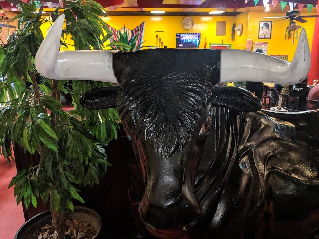 Tacos Toro Bronco | restaurant | 6065 Montana Ave, El Paso, TX 79925, USA | 9152342442 OR +1 915-234-2442