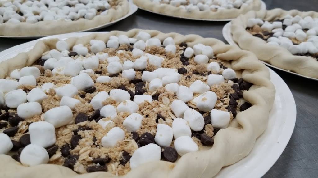 Papa Murphys Take N Bake Pizza | meal takeaway | 2330 Main St suite b, Longmont, CO 80501, USA | 3036787272 OR +1 303-678-7272