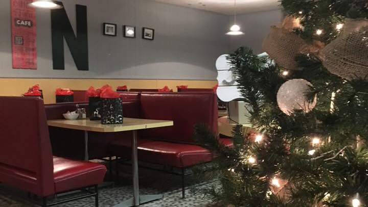 Norms Restaurant | restaurant | 198 10th St, Hanover, ON N4N 1N7, Canada | 5193641380 OR +1 519-364-1380