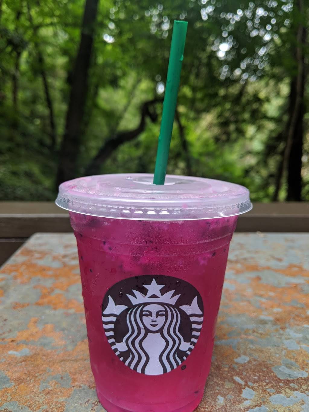 Starbucks | cafe | 1955 41st Ave Space A-1, Capitola, CA 95010, USA | 8314648091 OR +1 831-464-8091