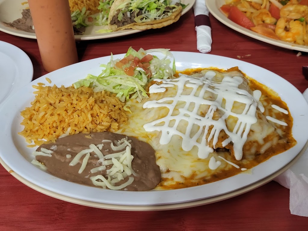 Marys Mexican Grill | restaurant | 108 Cass St, Woodstock, IL 60098, USA | 8153372303 OR +1 815-337-2303