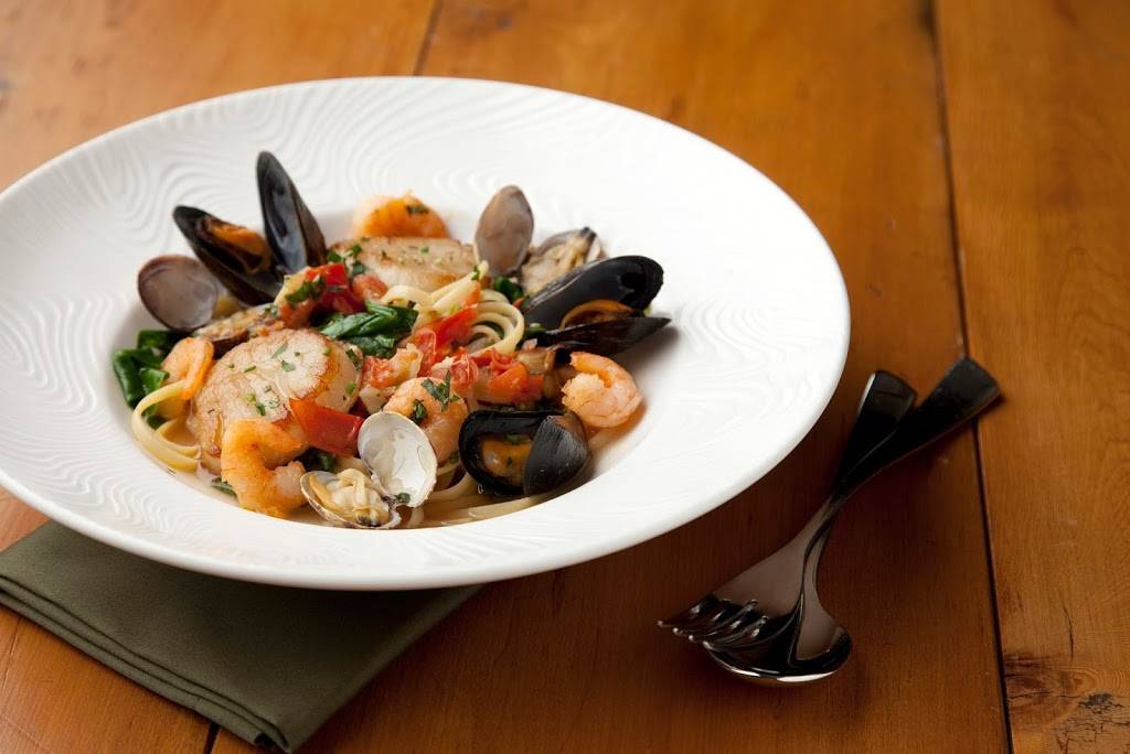 Bella Italiana | restaurant | 1721 W Canal St, Milwaukee, WI 53233, USA | 4148477626 OR +1 414-847-7626